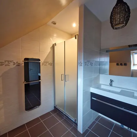 Couette-café Proche Circuit 24h