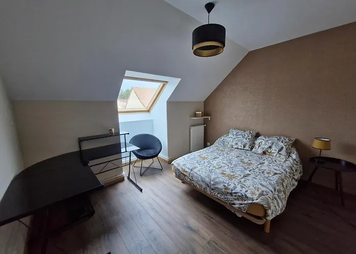 Couette-café Proche Circuit 24h